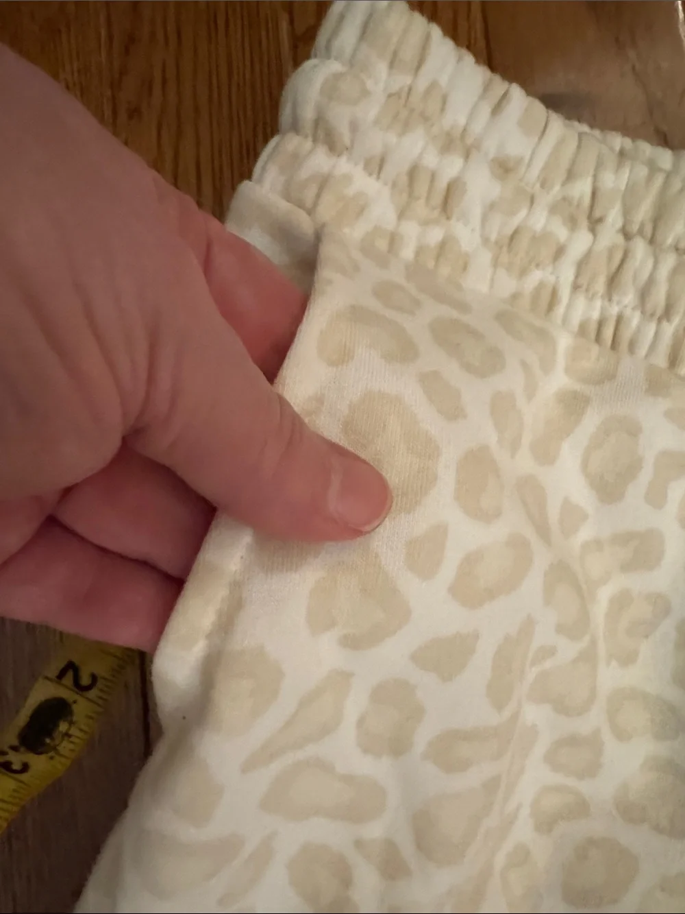 Old Navy Cream Leopard Print Jogger Pants